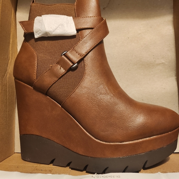 Wedge Booties - Picture 3 of 5